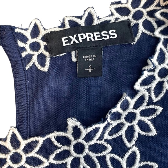 Express Blue Top Puff Sleeve Blouse Bohemian Embroidered Floral Size Small - Picture 4 of 13